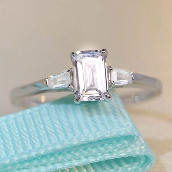 Sterling Silver Ring 18K White Gold Plated Cubic Zirconia Baguette Size 6.25 925 - Picture 3 of 14